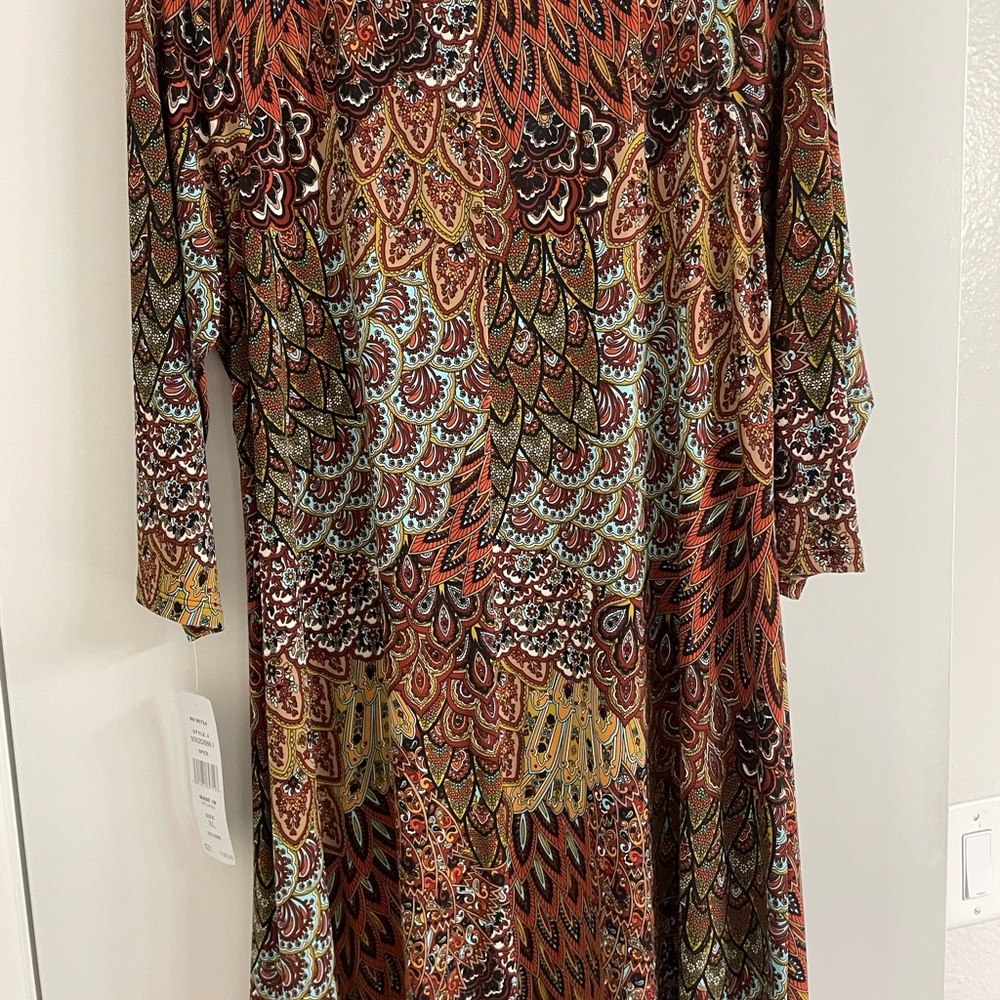 MSK Vibrant Paisley Long Sleeve Dress - Picture 4 of 5